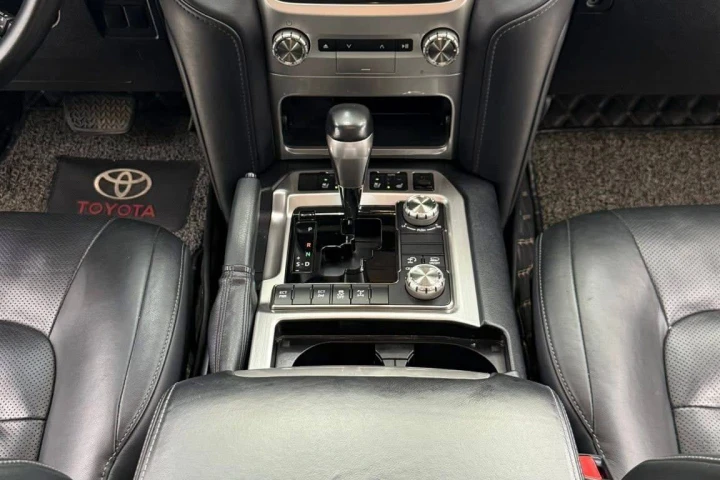 Toyota Land Cruiser 2019