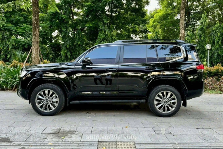 Toyota Land Cruiser 2025