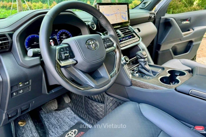 Toyota Land Cruiser 2025