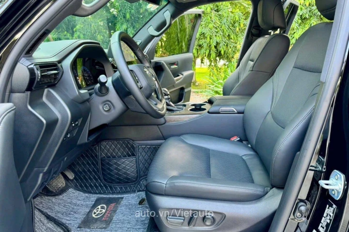 Toyota Land Cruiser 2025