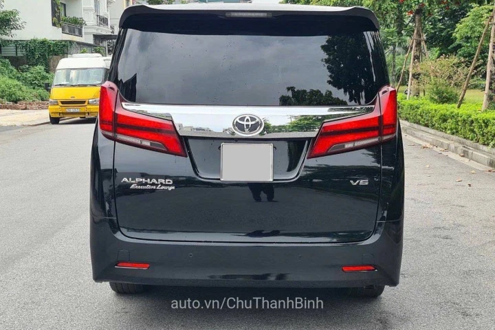 Toyota Alphard 2019