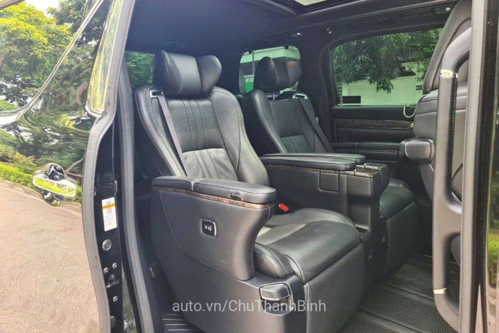Toyota Alphard 2019