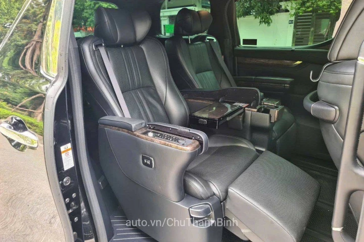 Toyota Alphard 2019