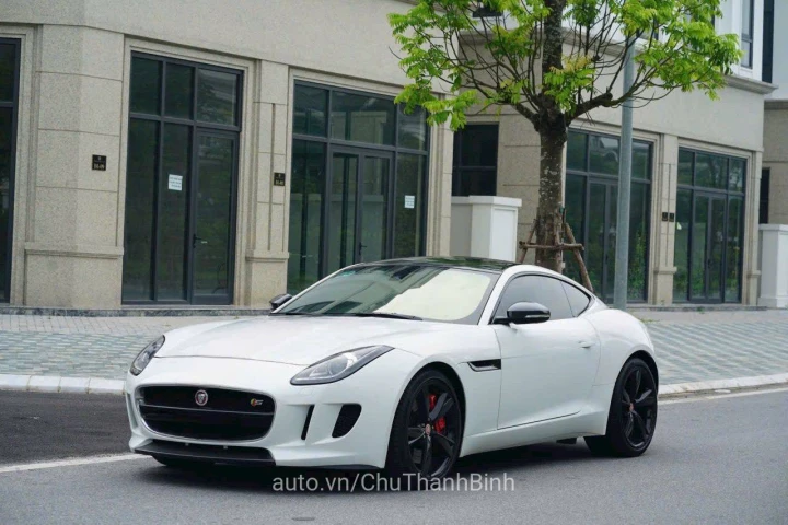 Jaguar F-Type 2014
