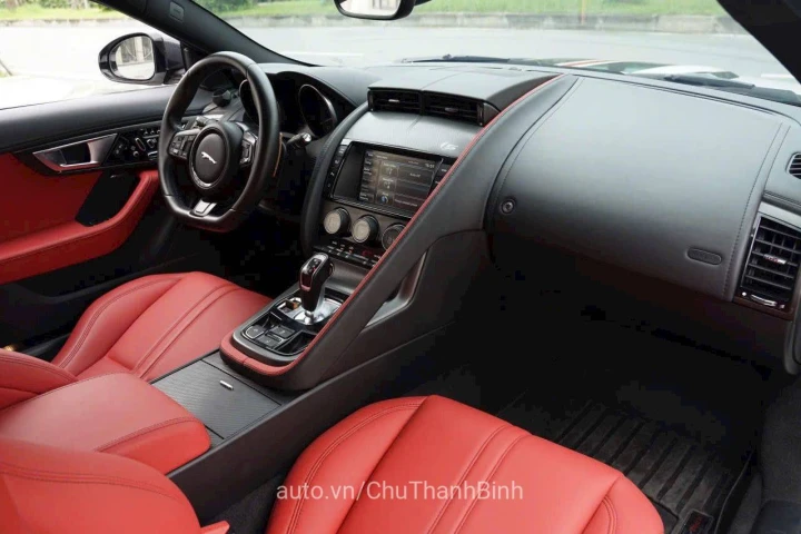 Jaguar F-Type 2014