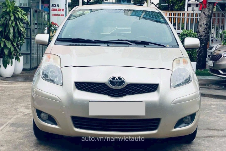 Toyota Yaris 2011