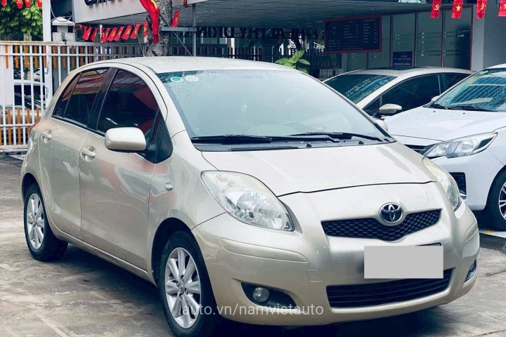 Toyota Yaris 2011