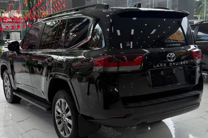 Toyota Land Cruiser 2025