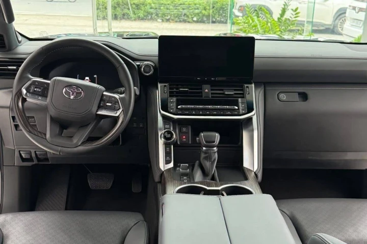Toyota Land Cruiser 2025