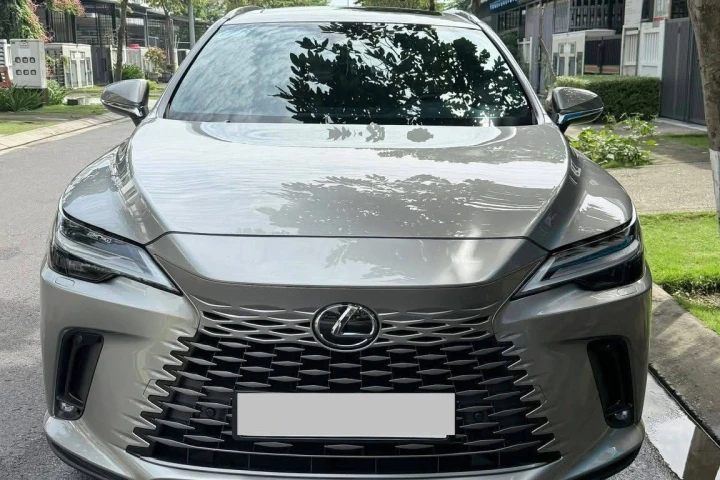 Lexus RX 2025