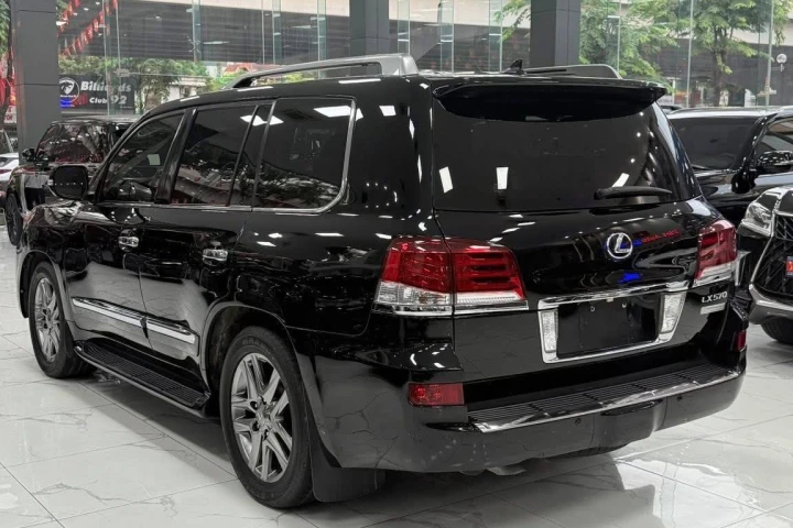 Lexus LX 2014