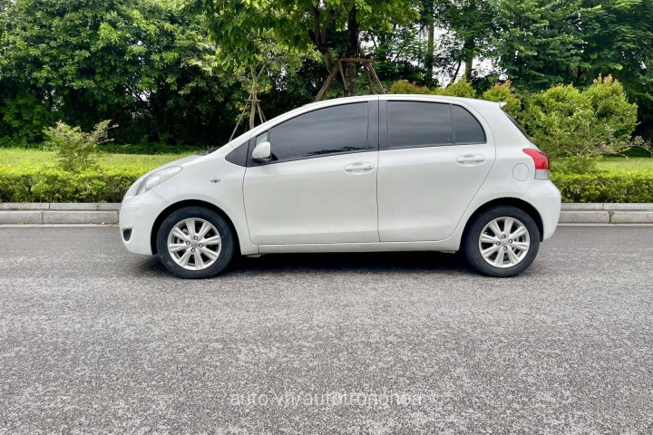 Toyota Yaris 2010