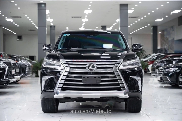 Lexus LX 2018