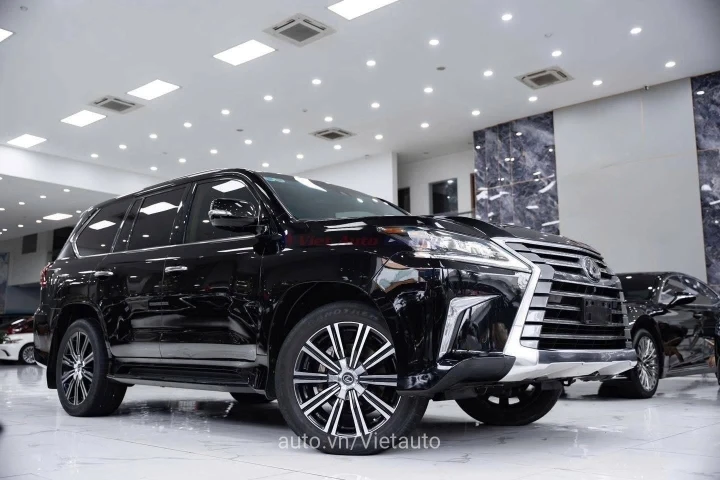 Lexus LX 2018