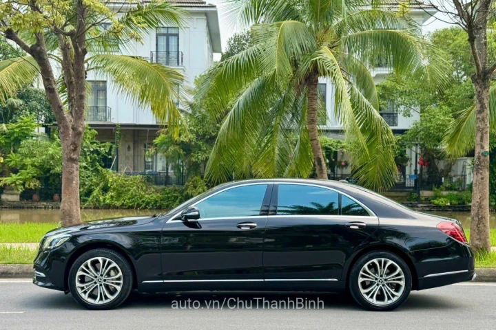 Mercedes-Benz S-Class 2020