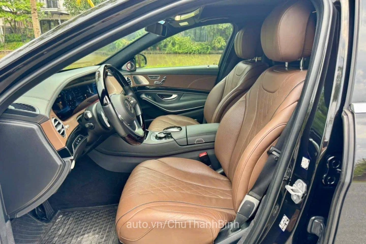 Mercedes-Benz S-Class 2020