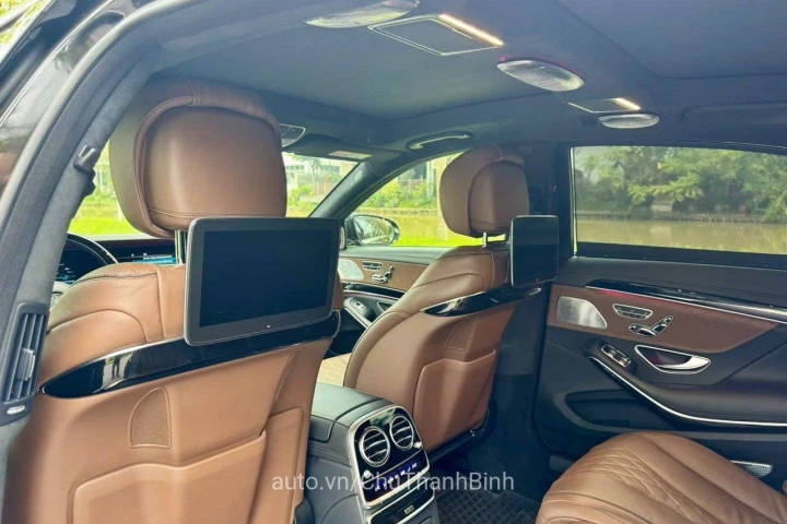 Mercedes-Benz S-Class 2020