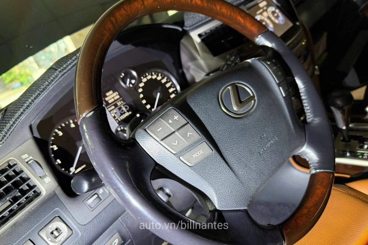 Lexus LX 600 VIP 2015