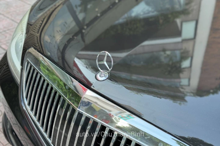 Mercedes-Benz S-Class 2010