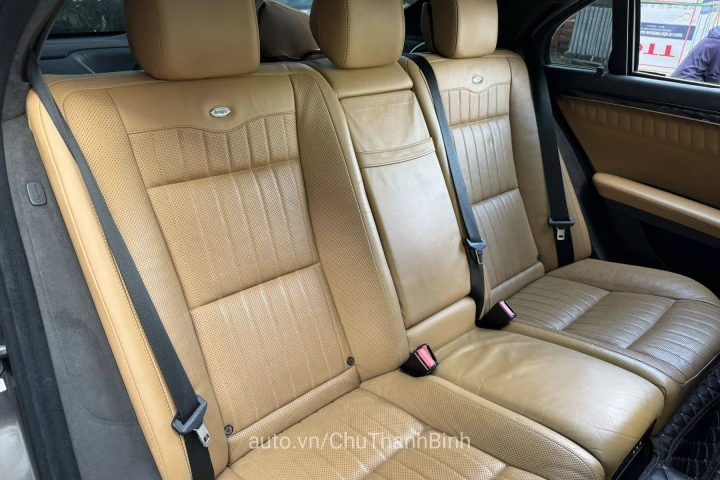 Mercedes-Benz S-Class 2010