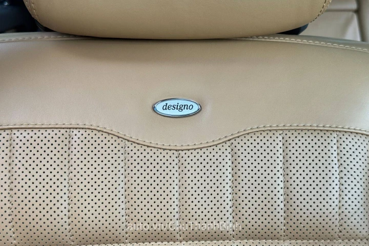 Mercedes-Benz S-Class 2010