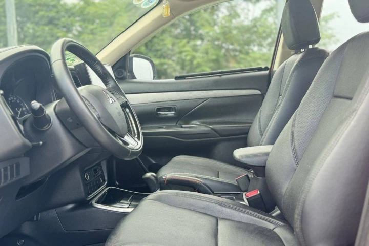 Mitsubishi Outlander 2019