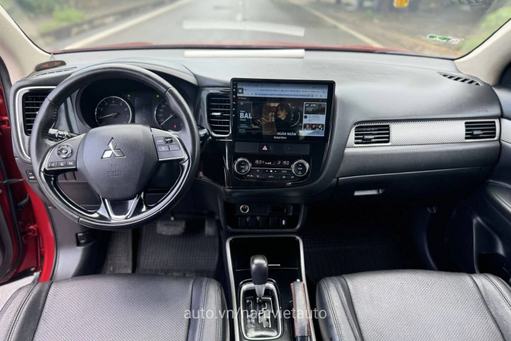 Mitsubishi Outlander 2019