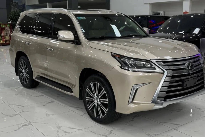 Lexus LX 2019