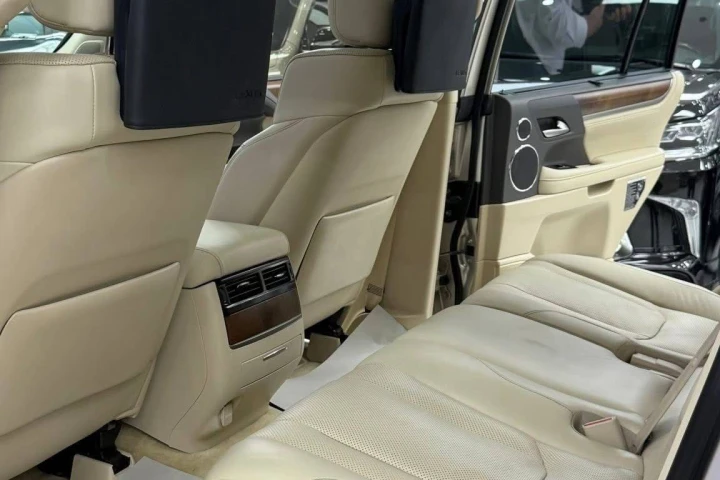 Lexus LX 2019