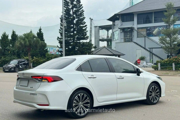 Toyota Corolla Altis 2023