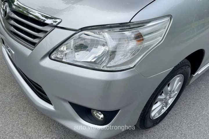 Toyota Innova 2013