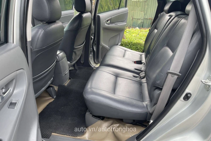 Toyota Innova 2013