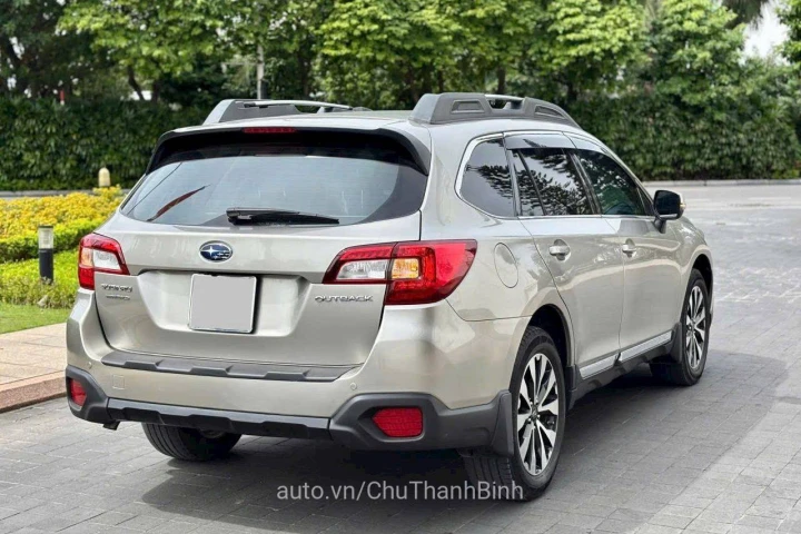 Subaru Outback 2015