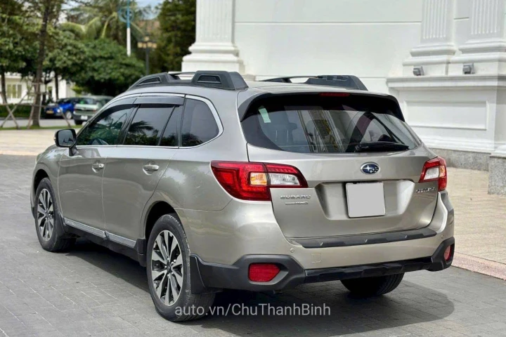 Subaru Outback 2015