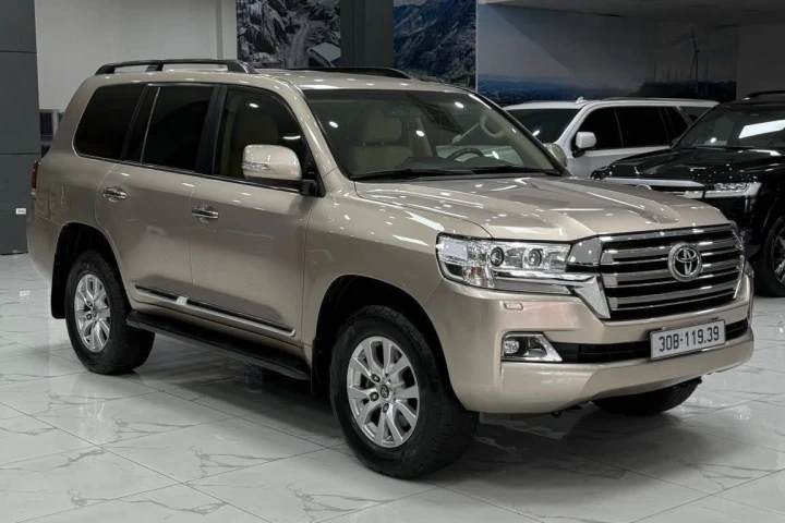 Toyota Land Cruiser 2016