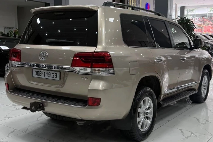 Toyota Land Cruiser 2016