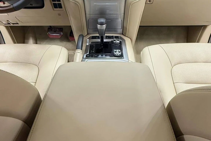 Toyota Land Cruiser 2016