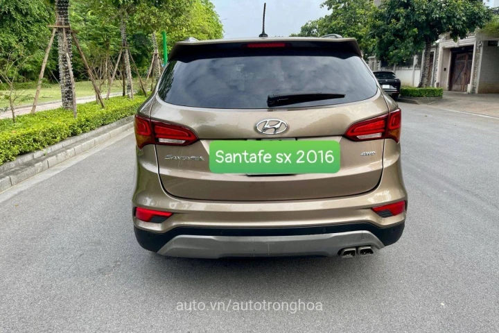 Hyundai Santa Fe 2016