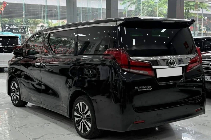 Toyota Alphard 2022