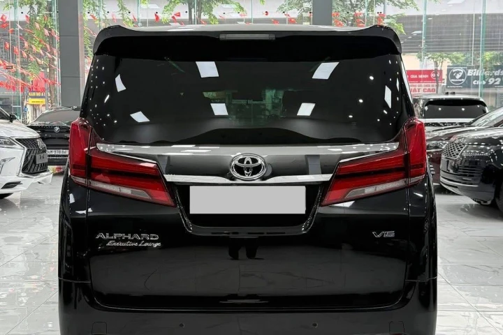 Toyota Alphard 2022