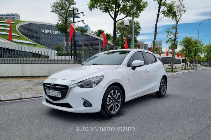 Mazda 2 2017