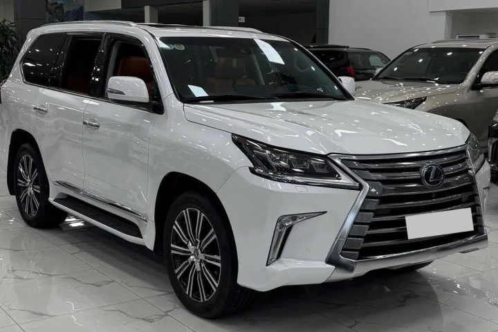 Lexus LX 2016