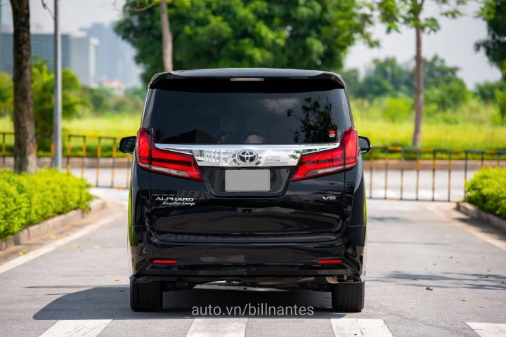 Toyota Alphard 2019