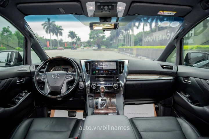 Toyota Alphard 2019