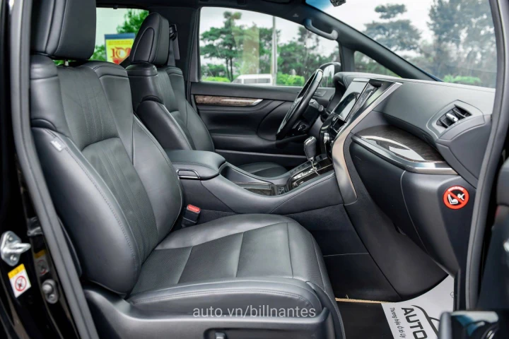 Toyota Alphard 2019