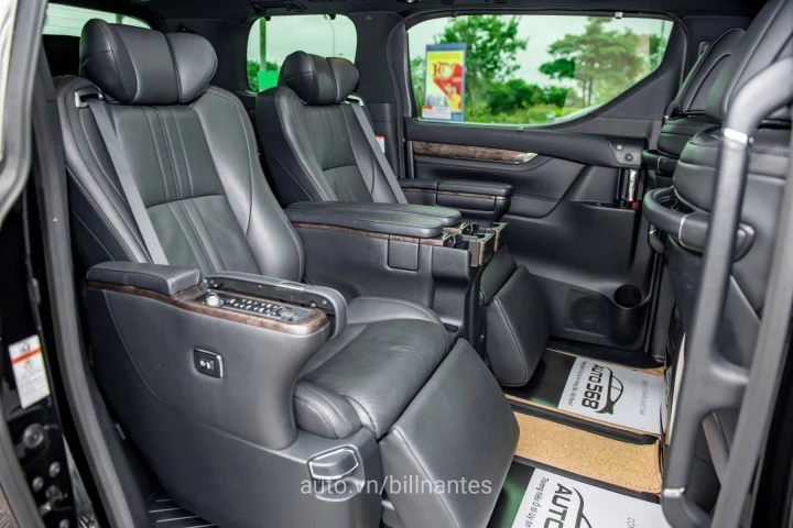 Toyota Alphard 2019