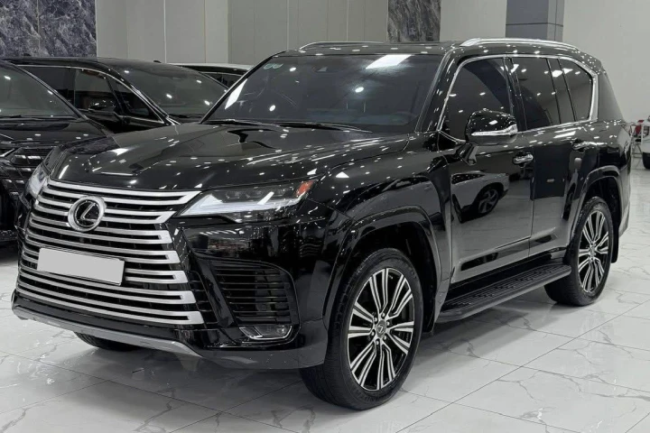 Lexus LX 2023