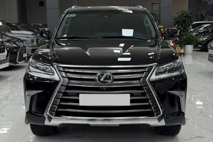 Lexus LX 2018