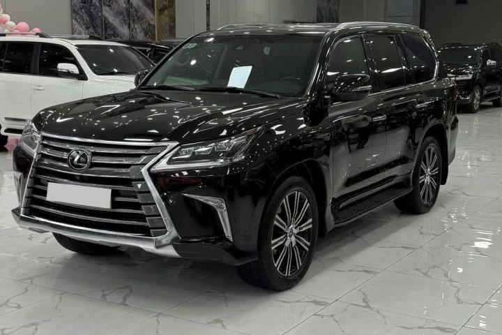 Lexus LX 2018