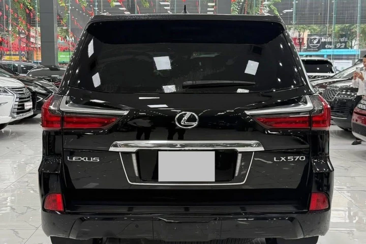 Lexus LX 2018